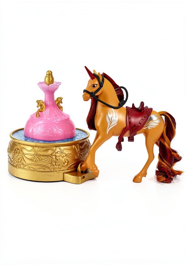 Spin Master Unicorn Playset with Light-Up Fountain and 24 Accessories-4