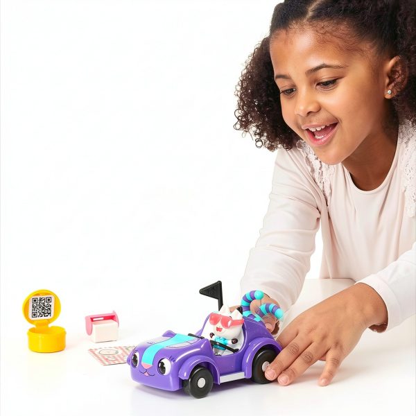 Spin Master Gabby's Dollhouse Carlita Playset with Pandi Panda Figure-4